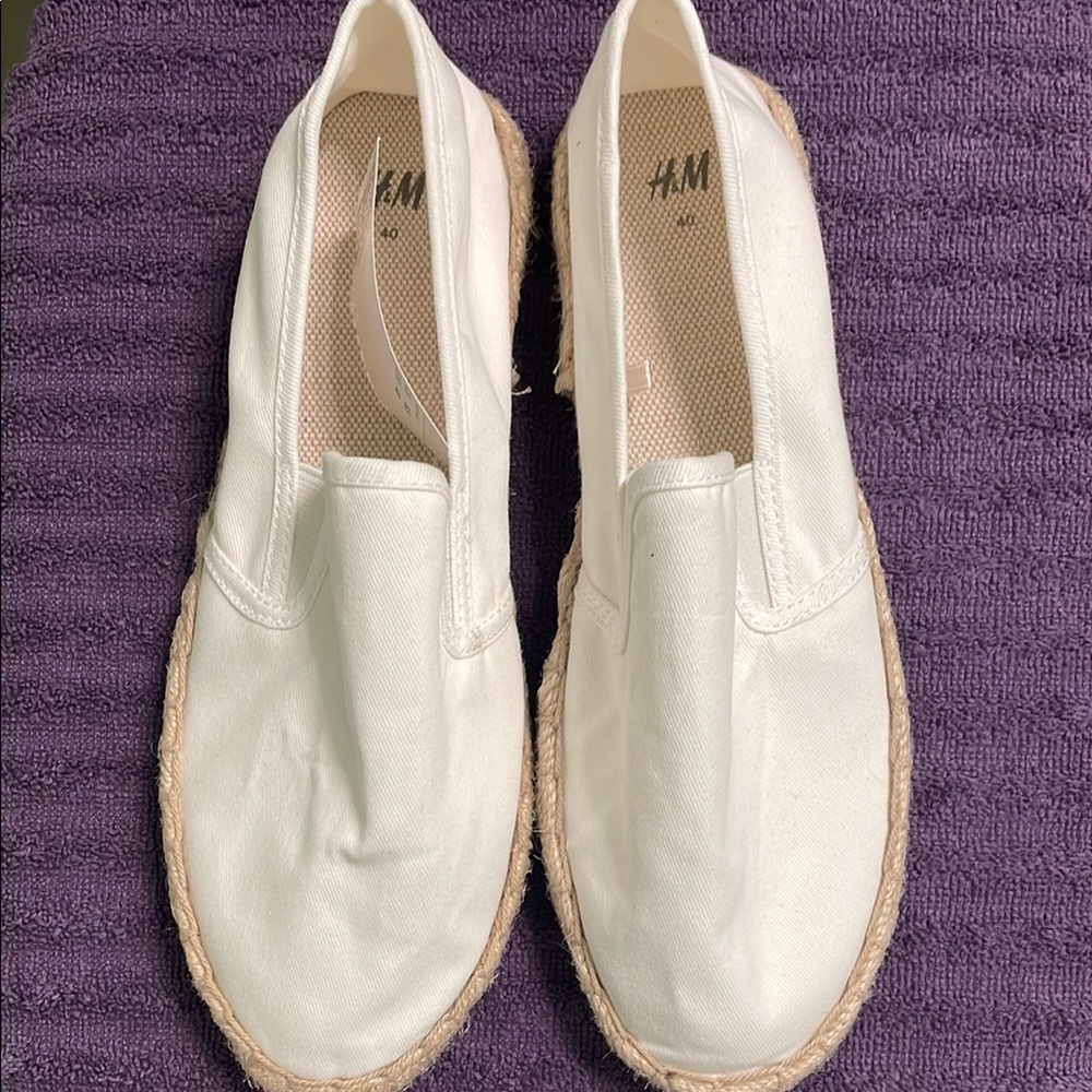 Brand NEW- H&M White Espadrille Slip-Ons with Elastic Panels - Picture 1 of 6
